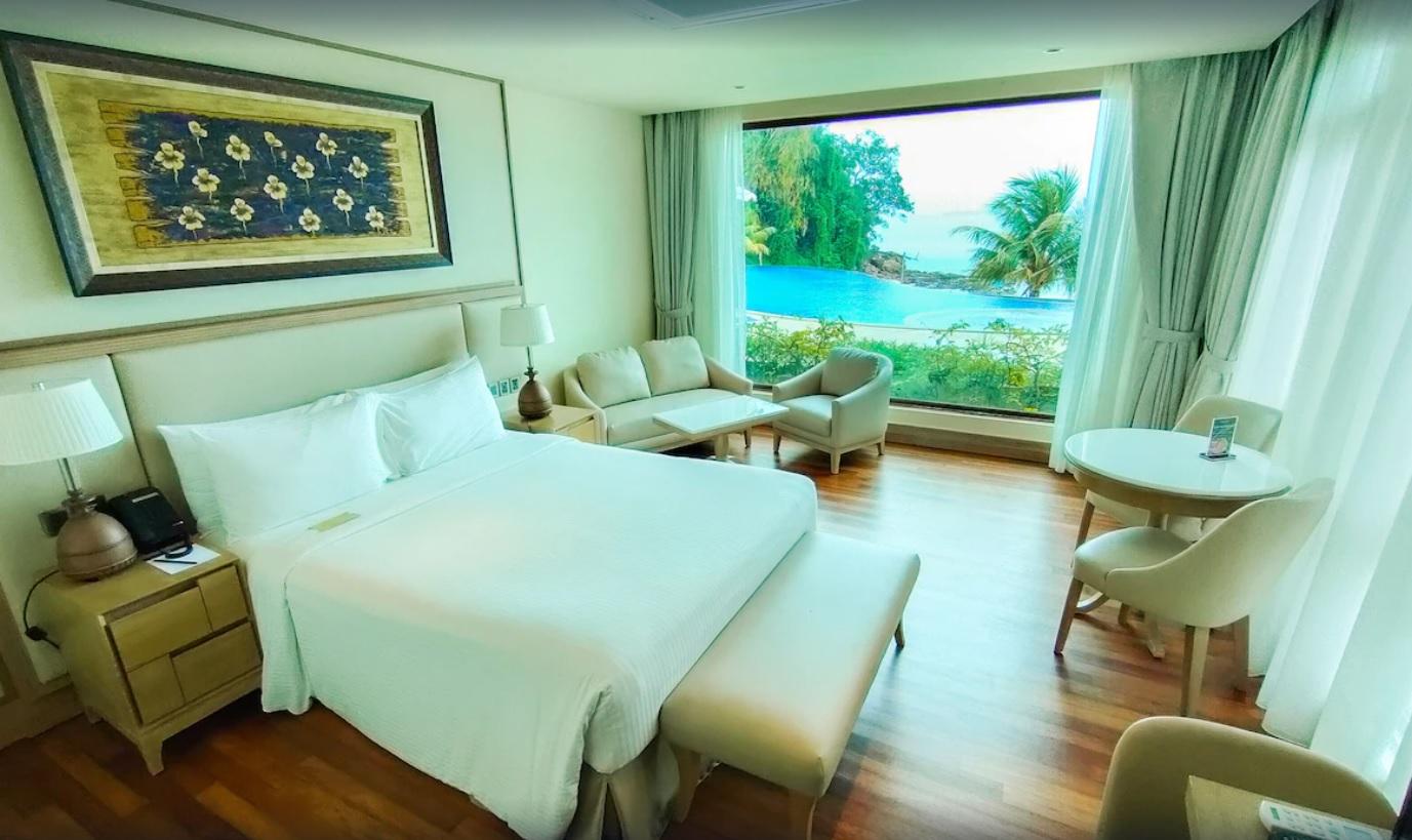 Royale Chulan Cherating Villa Bagian luar foto