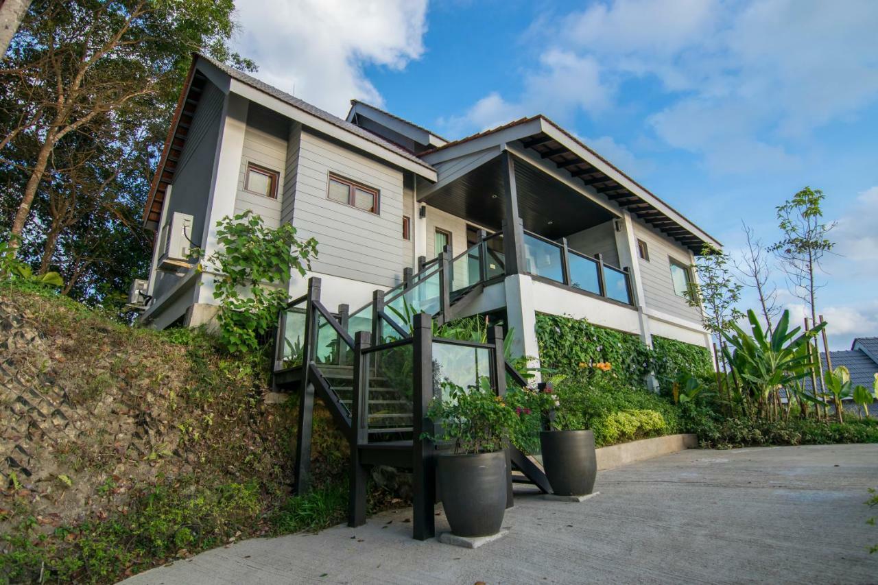 Royale Chulan Cherating Villa Bagian luar foto