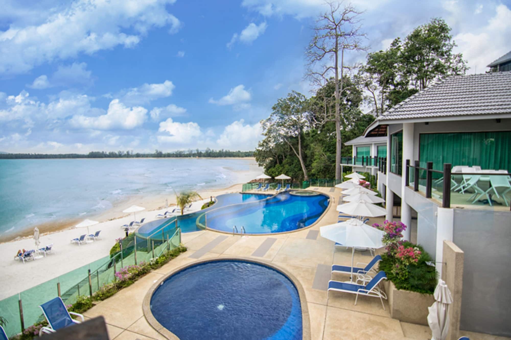 Royale Chulan Cherating Villa Bagian luar foto